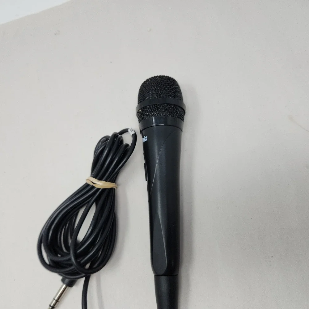 Singtrix Professional Karaoke Machine Microphone With Hit Button Tested